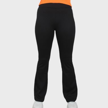 الملابس السفلية